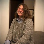 Laureata magistrale in Filologia, letteratura e storia dell'antichità impartisce lezioni presenziali e in modalità online